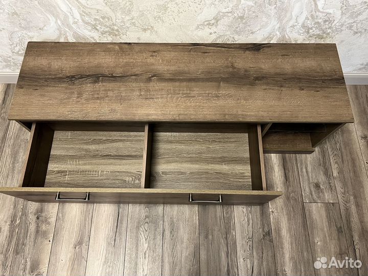 Тумба под телевизор в стиле лофт