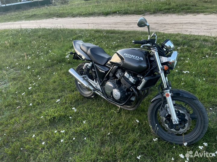 Мотоцикл honda cb 400