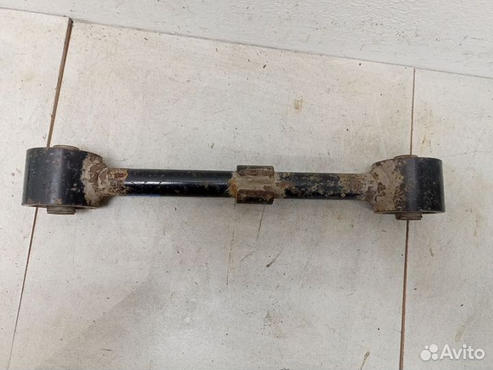Тяга задняя продольная правая внутренняя