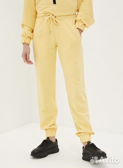 Спортивный костюм женский 48 50 новый