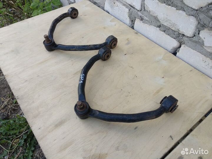 Рычаги подвески верхние Спортейдж 1