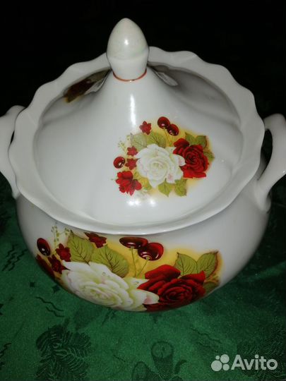 Супница фарфоровая СССР