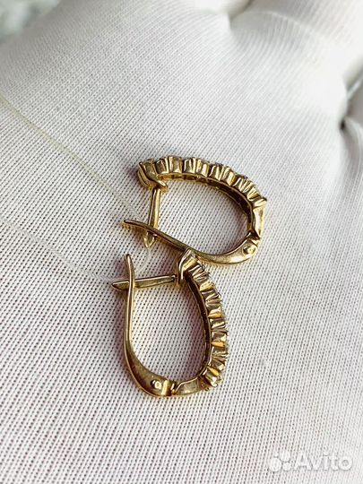 Золотые серьги дорожка с фианитами