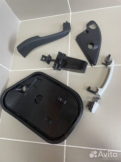 Ручка двери правая Skoda Rapid 2