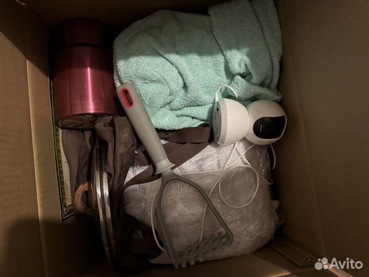 Кухонные принадлежности (посуда, термос, казан)