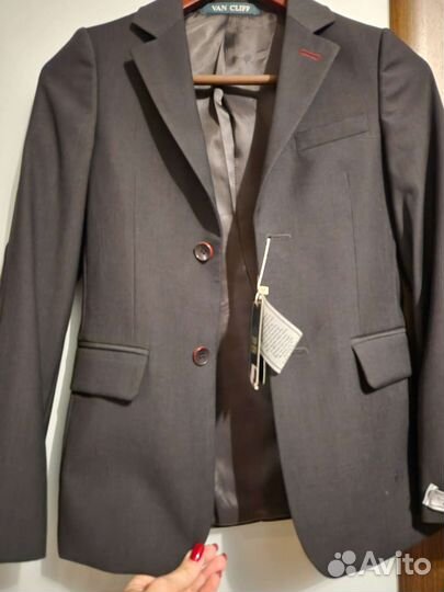 Пиджак для мальчика 152 новый серый van cliff