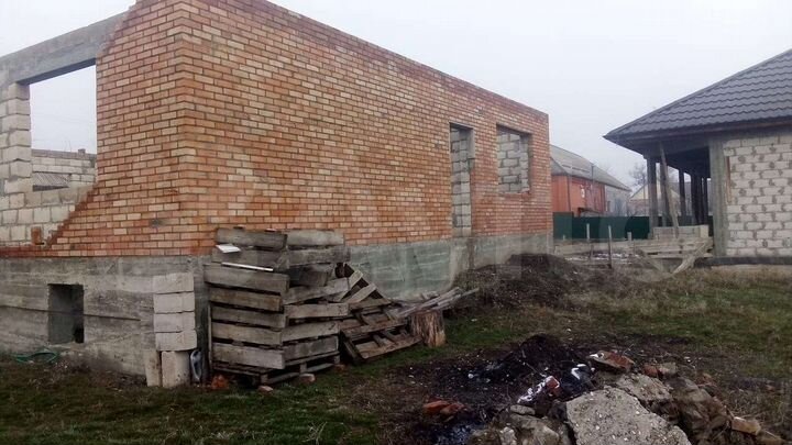 Дом 40 м² на участке 8 сот.