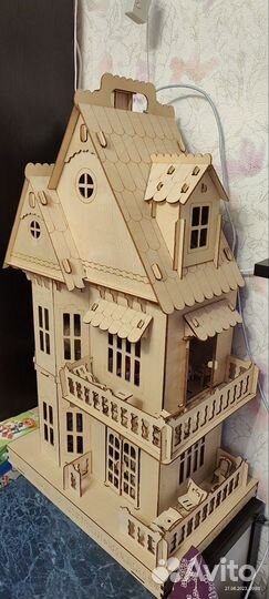 Детский домик с мебелью