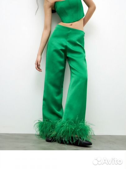 Брюки Lime с перьями новые