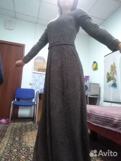 Платье в пол