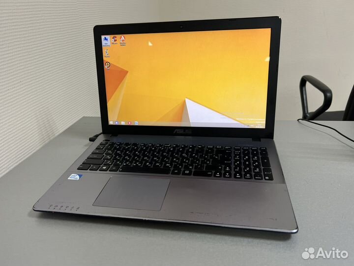 Asus ноутбук в отличном состоянии