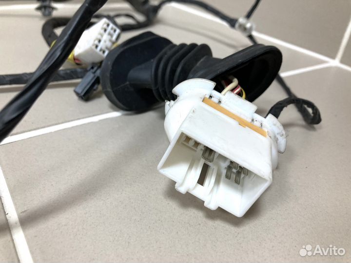 Жгут проводов зад прав двери Ssang Yong Actyon NEW