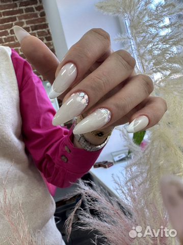 Маникюр, педикюр