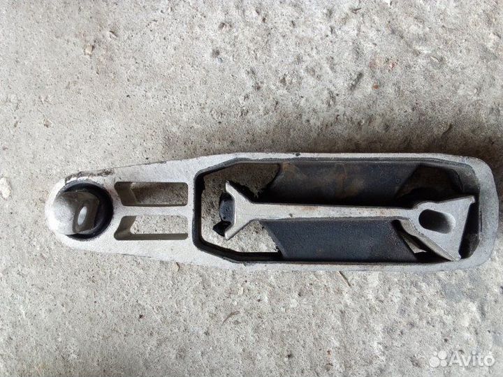 Опора двс Volvo Xc60 B4204T26 2019