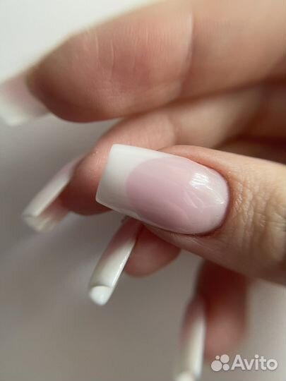 Наращивание ногтей