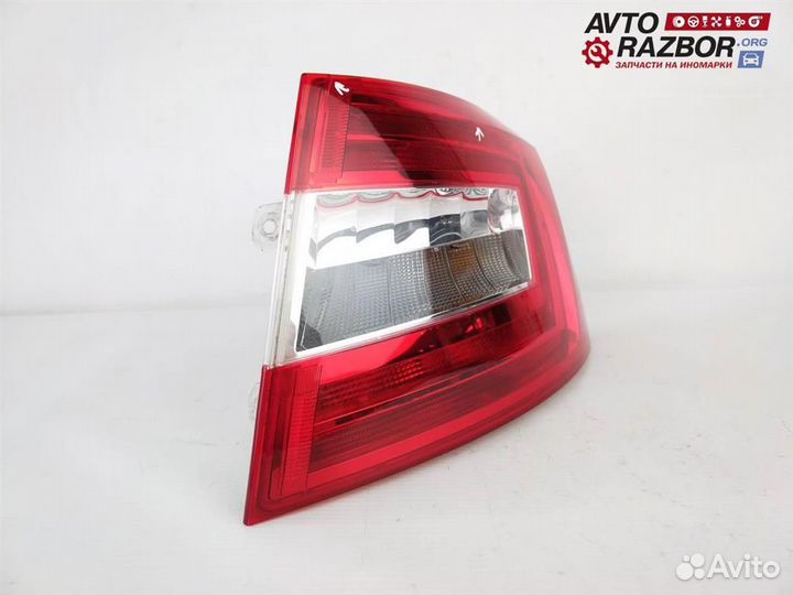 Фонарь задний правый Skoda Octavia (A7) 2013