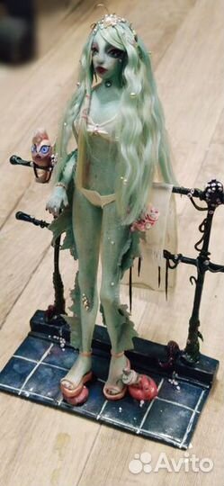 Лагуна Блю из Монстер Хай (ручная работа, фигурка)