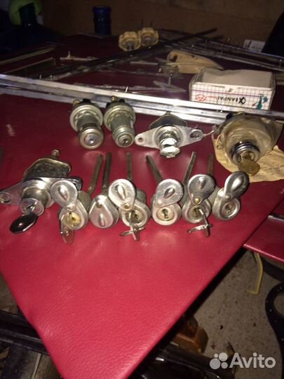 Личинки дверей и багажника