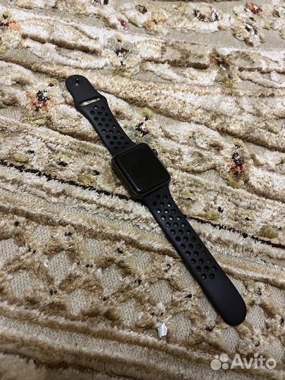 Часы apple watch 3 42mm nike