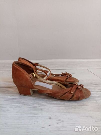 Бальные туфли