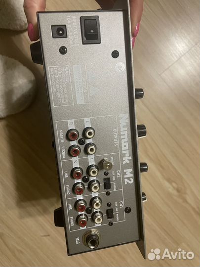 Numark M2 микшер