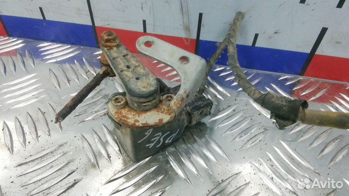 Датчик положения подвески на BMW 5 E39