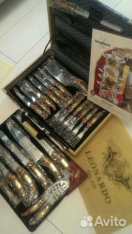 Фирменный набор ножей и кухонных принадлежностей