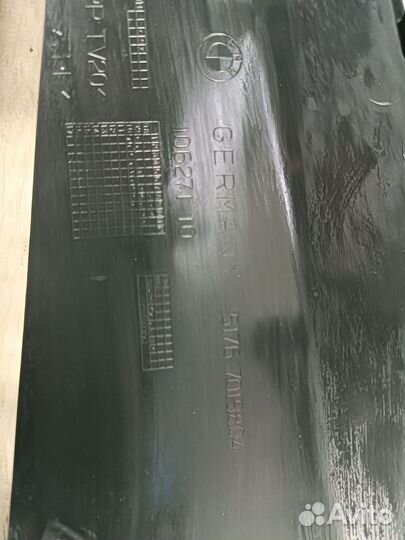 Уплотнитель капота BMW 5 серии, VI F10