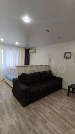 2-к. квартира, 46 м², 1/9 эт.