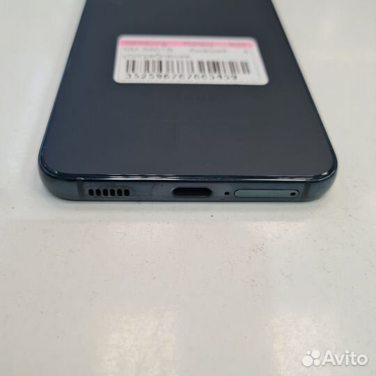 Samsung Galaxy S22, 8/256 ГБ