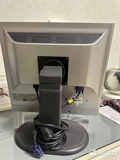 Монитор ЖК Philips 190P5