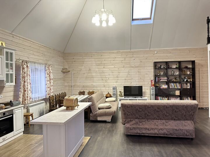 Коттедж 327,2 м² на участке 20 сот.