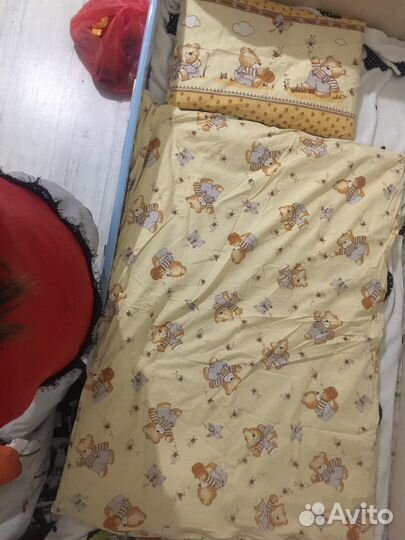 Набор в детскую кроватку