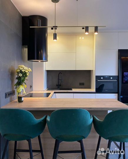 Кухонный гарнитур на заказ. Paccpoчкa дo 12 мecяцe