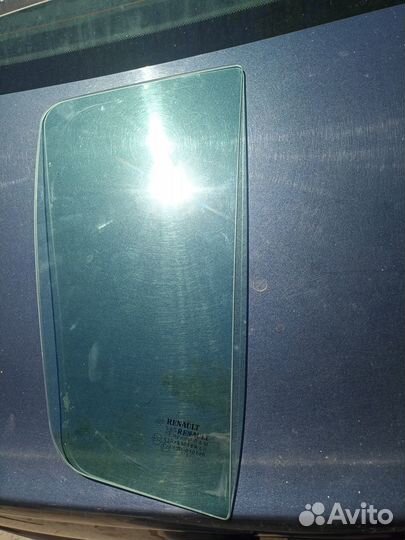 Стекло заднее правое Renault Sandero Stepway 2