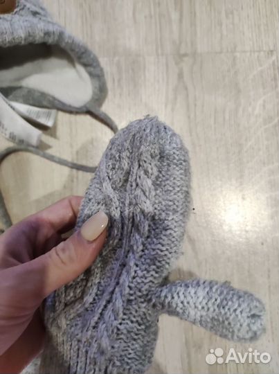 Комплект шапка и варежки демисезон