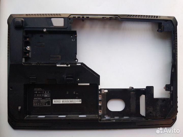 Поддон ноутбука MSI Dominator GT70