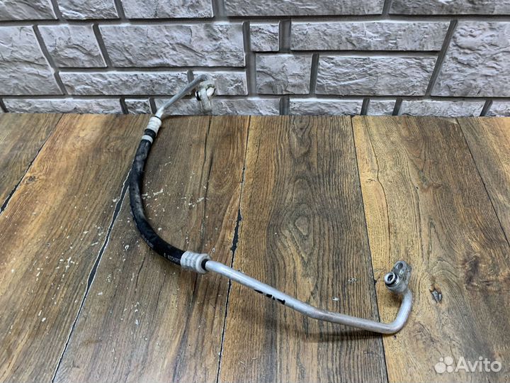 Toyota Corolla E18 Трубка кондиционера