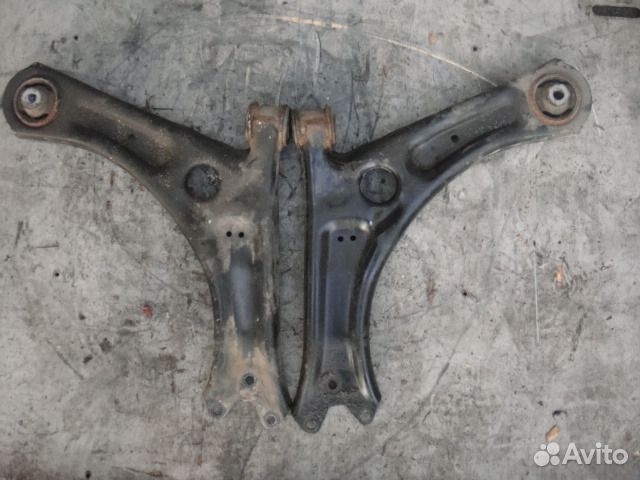 Рычаг передний левый правый VW VAG