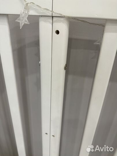 Детская кроватка с маятником