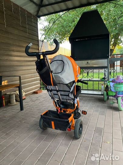 Детский трехколесный велосипед