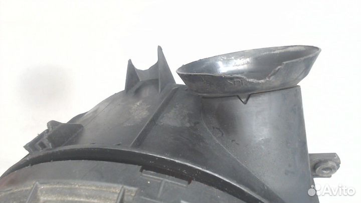 Корпус воздушного фильтра Toyota Land Cruiser Prad