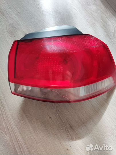 Фара для Volkswagen Golf 6 с лопиной