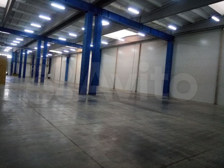 Складское помещение с офисом, 1733.6 м²