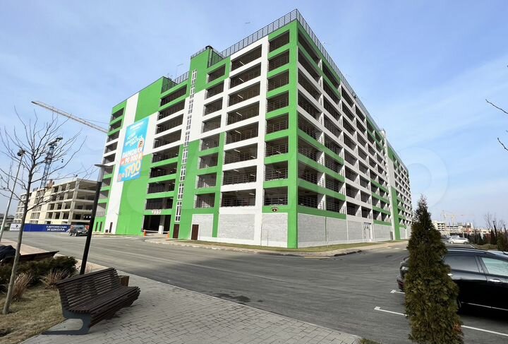 Машиноместо, 14 м²