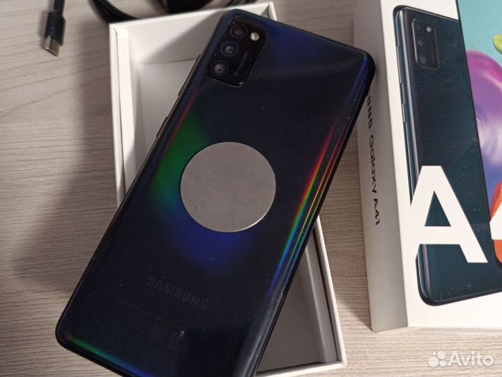 Samsung Galaxy A41, 4/64 ГБ