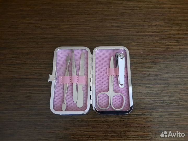Набор для маникюра и педикюра новый