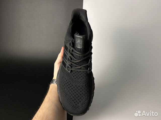 Кроссовки Adidas