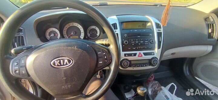 Kia Ceed 1.6 МТ, 2009, 140 000 км