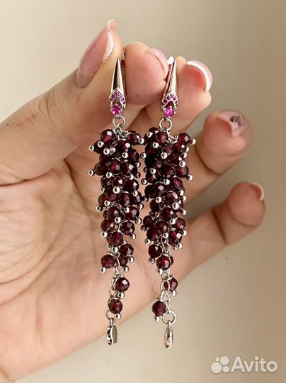 Серьги гроздьями граната